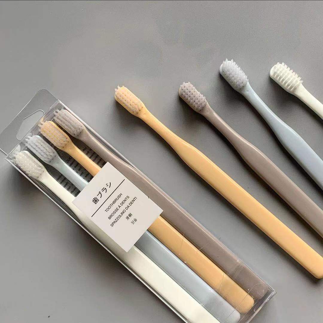 "4PCS Eco-Friendly Bamboo Toothbrushes 🌱 – Soft Charcoal Bristles 🖤 | Natural Wooden Design | Gentle on Teeth & Planet 🌎"